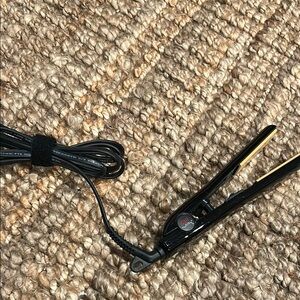 NEW CHI Air  Black Hair Straightener